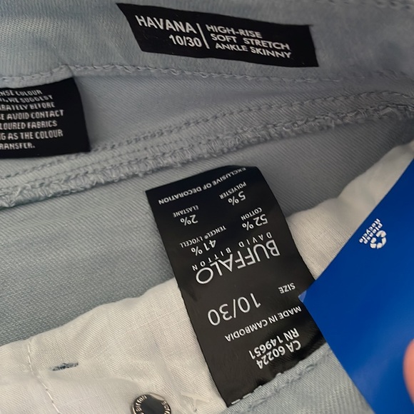NWT Buffalo light blue skinny jeans - Picture 2 of 2